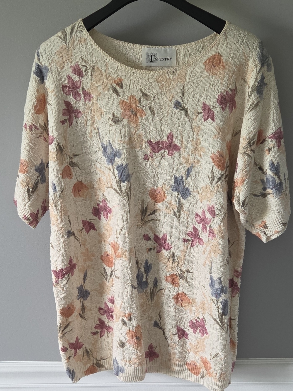 Tapestry Cream Floral Textured Knit Top Scoop Neck Short Sleeve Vintage